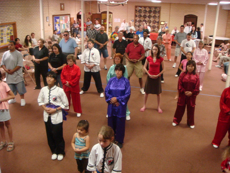 Image: /media/?path=/sports/Kung Fu/2007-10-06 Malee's School's 13 Anniversary/20071006-155148-0.jpg